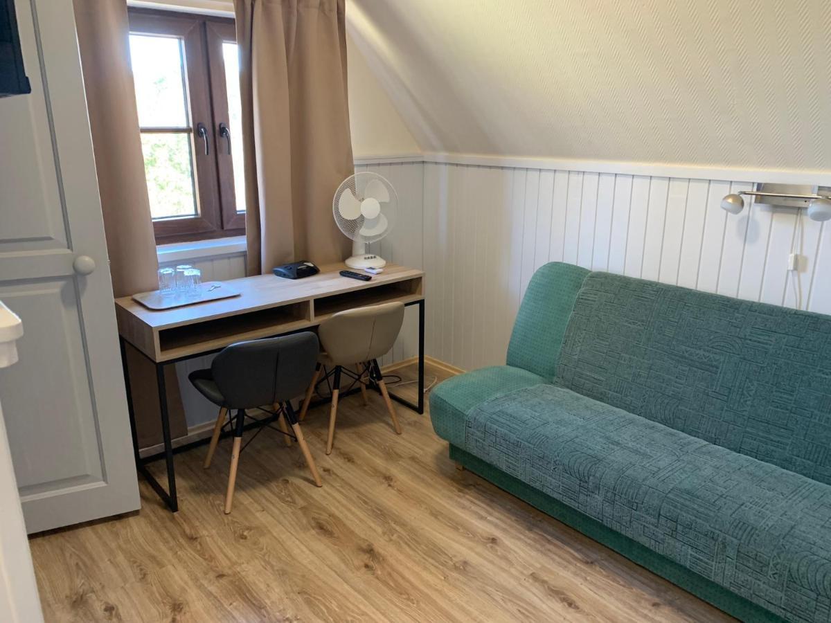 Keldrimaee Kuelalistemaja Bed and Breakfast Hiiumaa Buitenkant foto